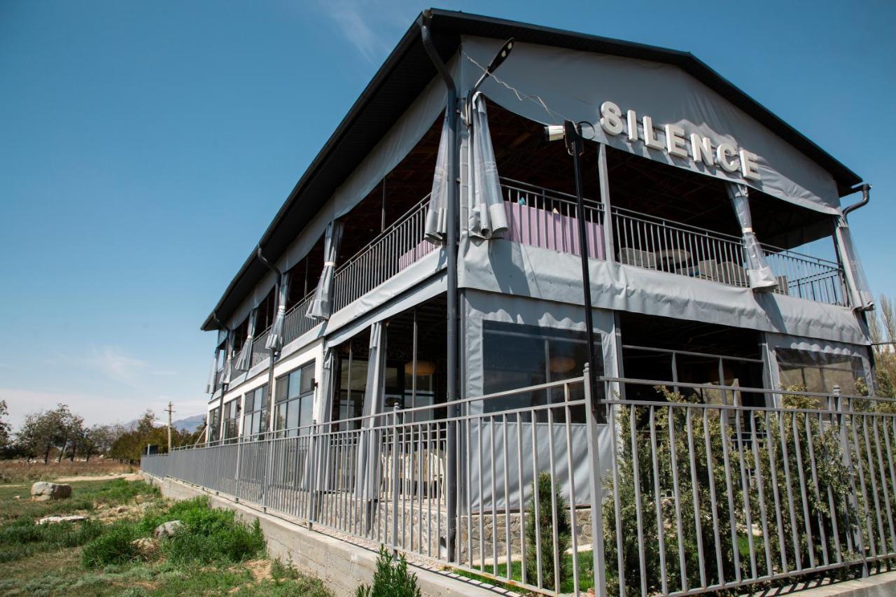 Silence Hotel Cholpon-Ata Bagian luar foto